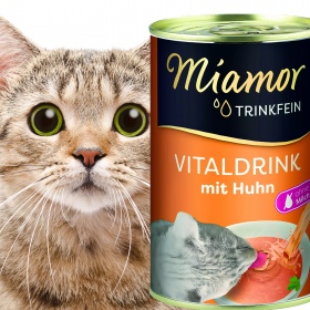 Miamor Vitaldrink con pollo per gatti