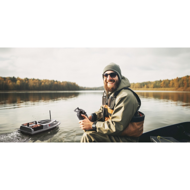 LAKE XPREDATOR bait boat with GPS